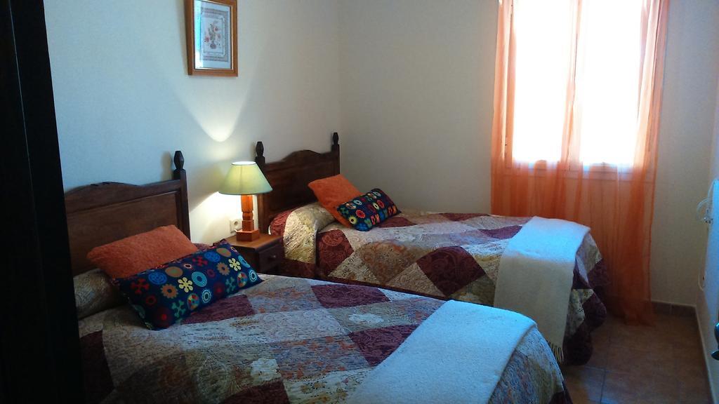 Hostal Rural Molino Del Bombo Aracena Quarto foto