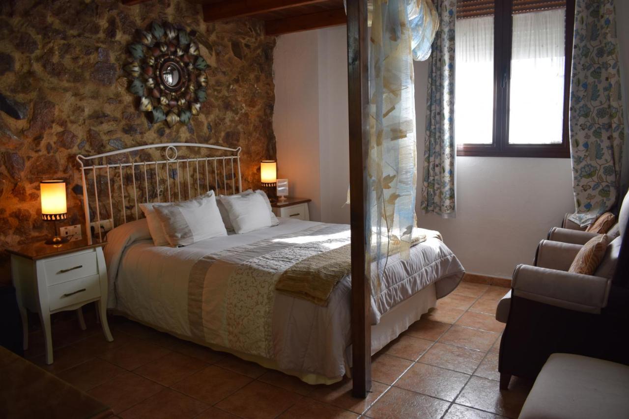 Hostal Rural Molino Del Bombo Aracena Exterior foto